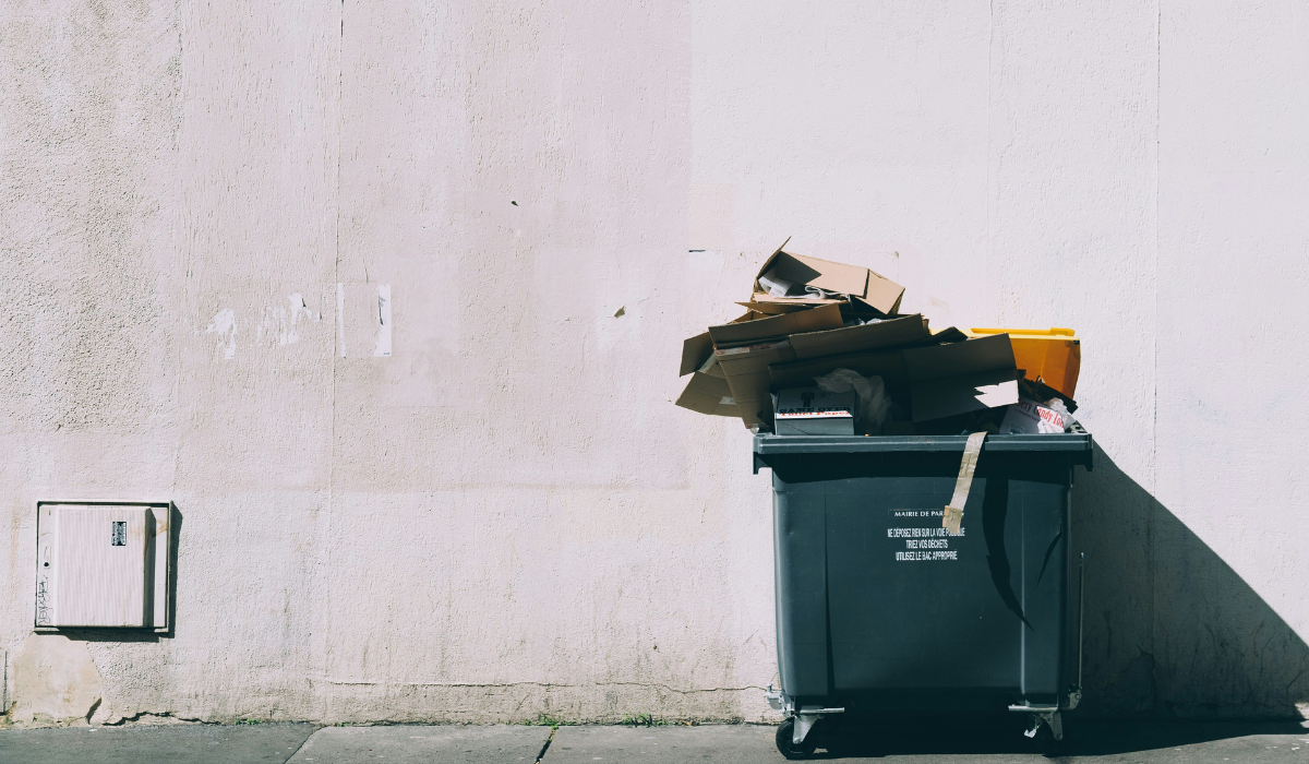 Overfilled garbage